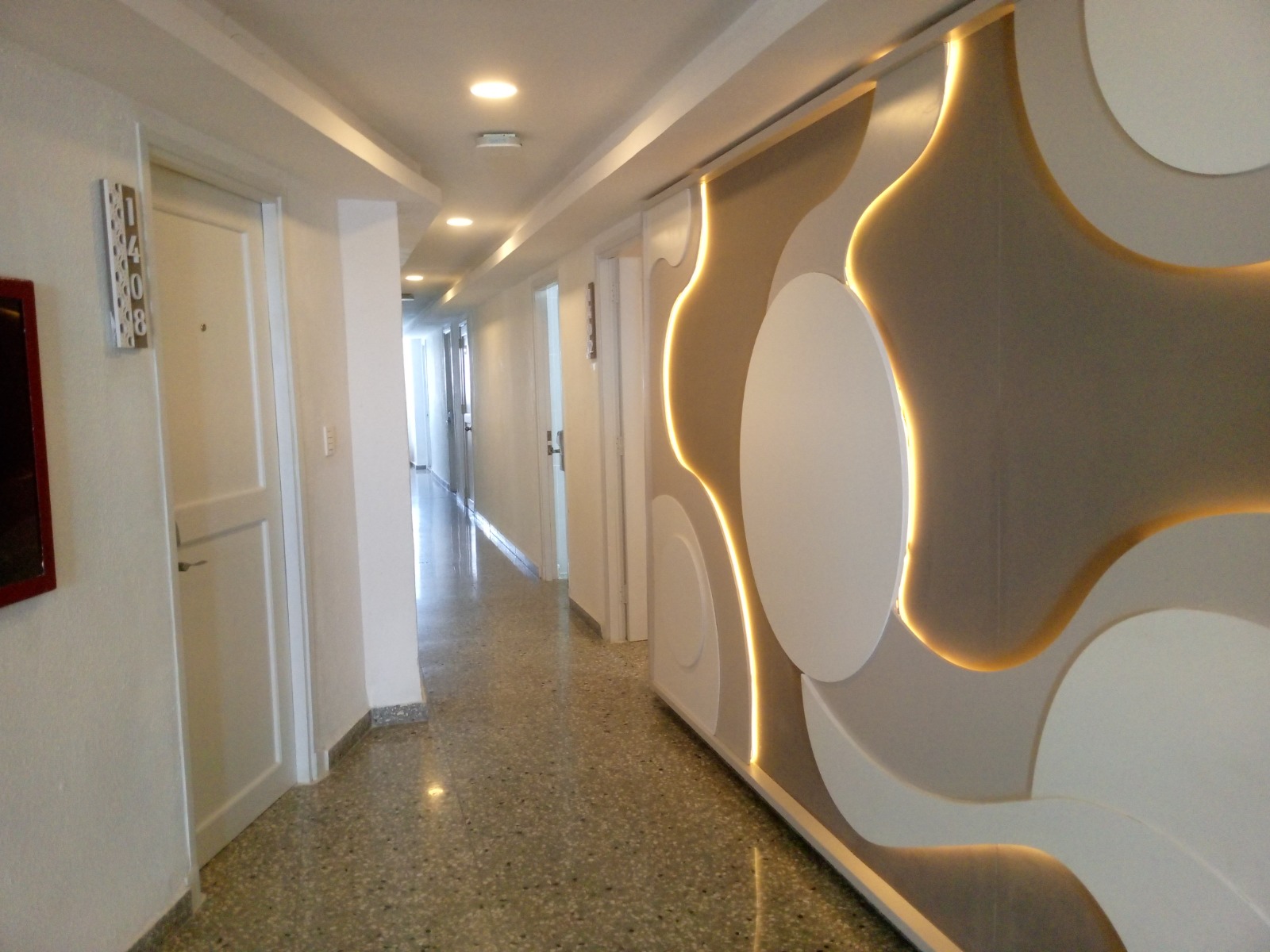 Inauguran el piso ejecutivo del hotel Deauville