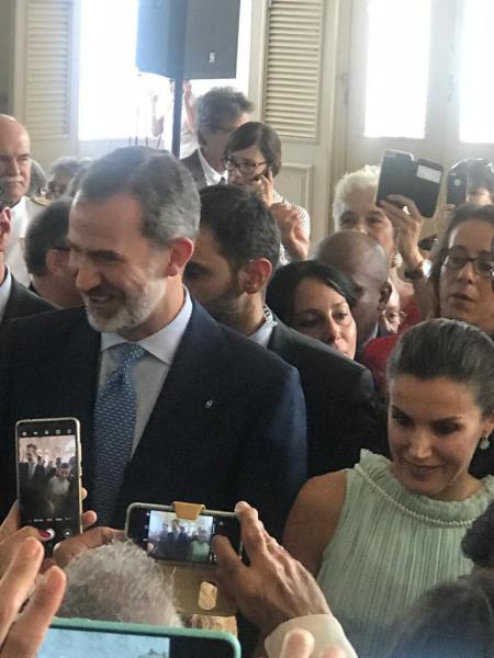 Rey con empresarios