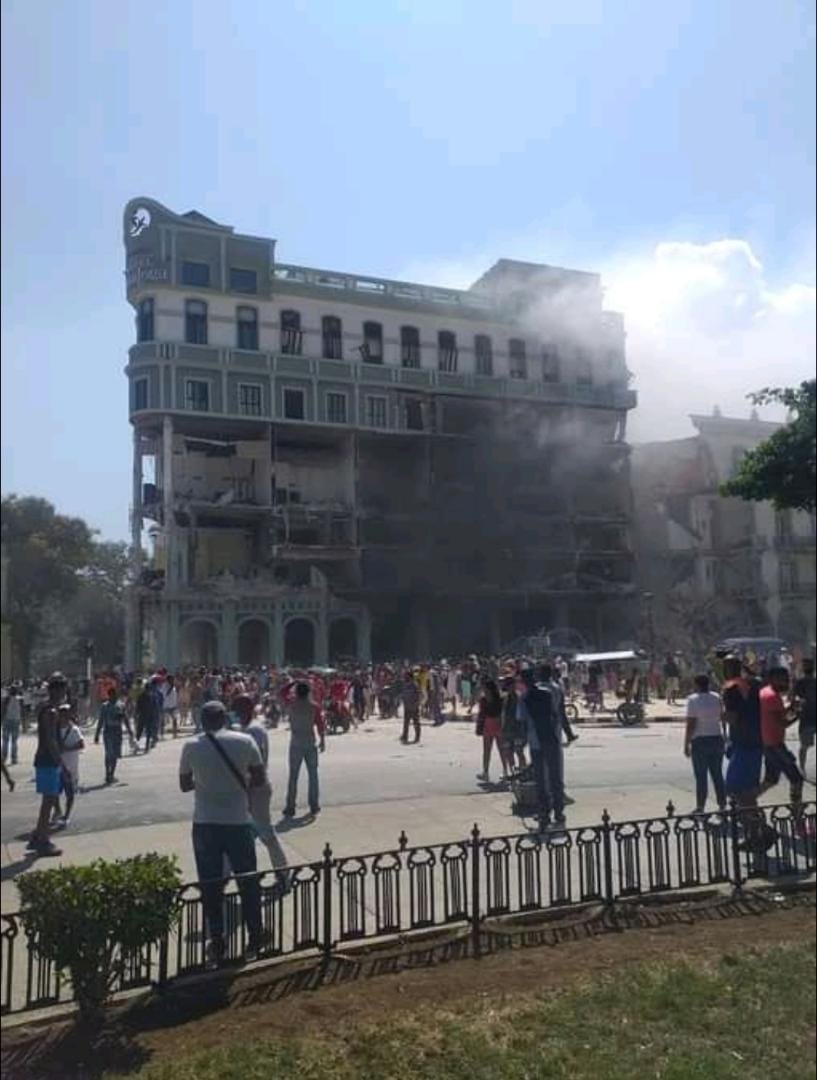 Explosión en Hotel Saratoga en La Habana