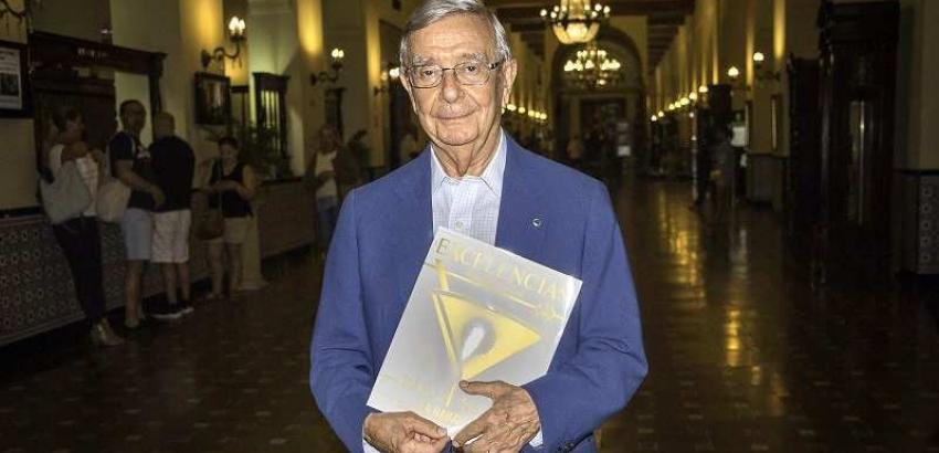 Rafael Ansón en La Habana para entregar la Capitalidad de Coctelería Iberoamericana
