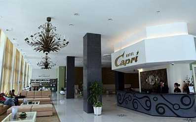 Lobby del Hotel Capri en La Habana La Habana reabre espacios para el turismo