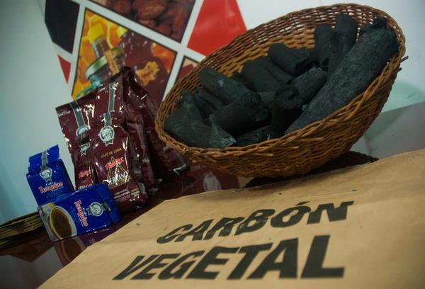 Envío de carbón a Europa mejora la economía cubana