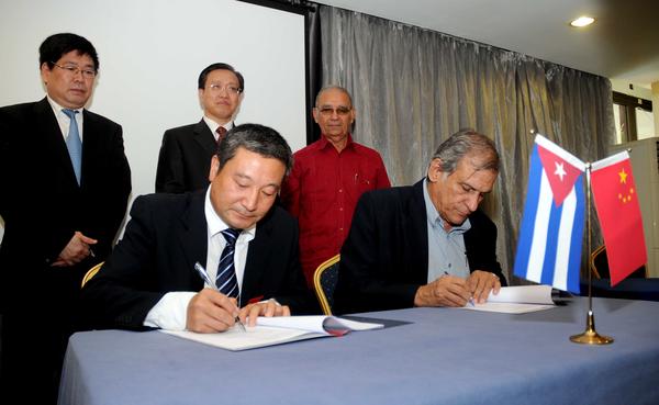 Firma de acuerdos entre Cuba y China en materia de biotecnología China y Cuba aumentan cooperación en turismo