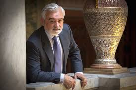 Director de la Real Academia Española, Darío Villanueva Academia Cubana de la Lengua otorgará una distinción al director de la RAE