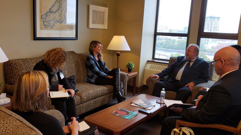 Cuba y Canadá profundizan relaciones turísticas