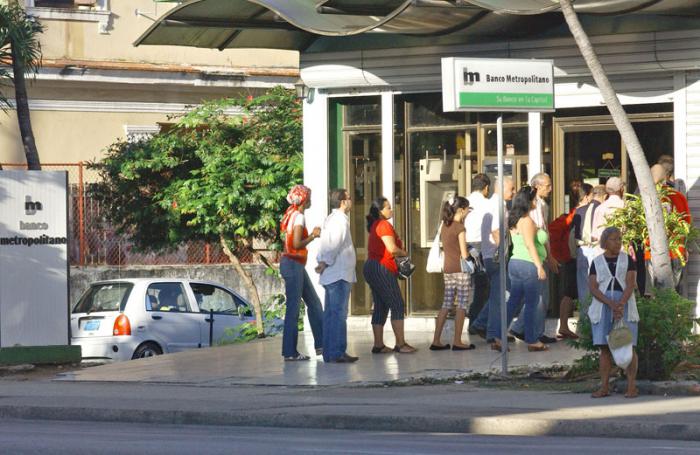 Banco Metropolitano de Cuba amplía operaciones