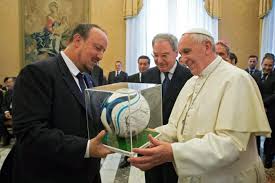 El Papa futbolero