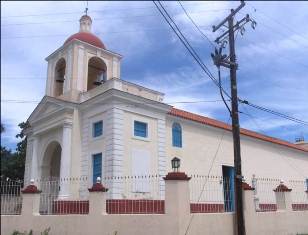 Santuario de la Virgen de Regla Arte religioso y religiosidad popular, colorido y solemnidad
