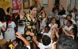 Katy Perry visita La Colmenita Katy Perry se suma a lista de famosos que visitan Cuba