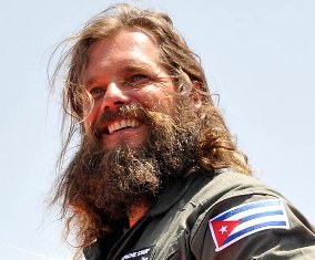 Corredor alemán Roger Klüh en La Habana Hazaña náutica une a Cayo Hueso y La Habana en tiempo récord
