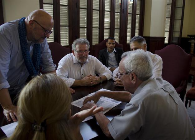 Eusebio Leal habla del modelo cubano de restauración en foro europeo