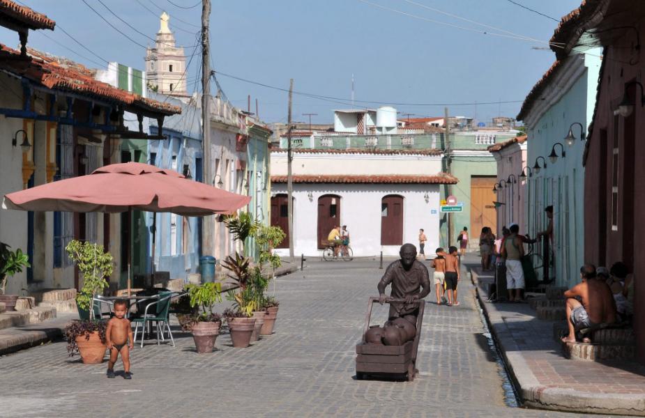 Villa patrimonial camagüeyana celebra aniversario con sonora fiesta