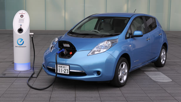 Premier Automotive Export planea enviar vehículos eléctricos Nissan Leaf Empresa de Florida es autorizada para enviar vehículos eléctricos a Cuba