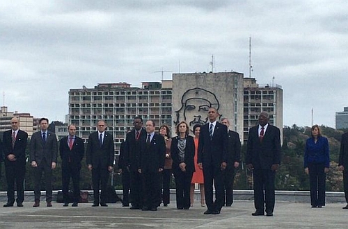 Barack Obama y Raúl Castro se reúnen en La Habana