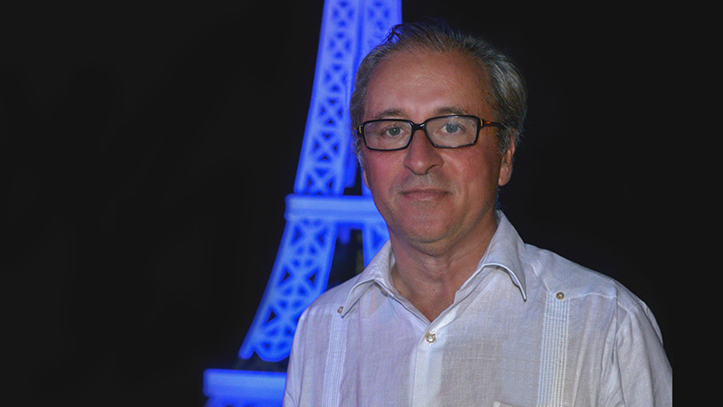 Sr. Henri Hourcade, Director General para el Caribe, Océano Indico y América del Sur y Centroamérica de Air France Air France: La magia de casi 20 años volando a Cuba