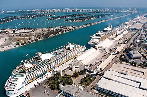 Puerto de EE.UU. cancela acuerdo con Cuba tras amenaza de gobernador