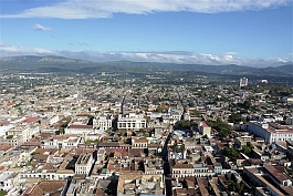 Vista aérea de Santiago de Cuba 500 años de Santiago, la más cubana y caribeña