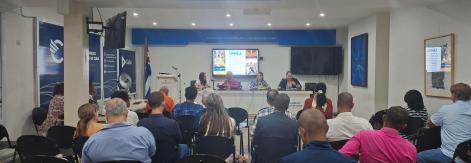 Clúster de Turismo de la Cámara de Comercio debate sobre la transformación del modelo de gestión turística