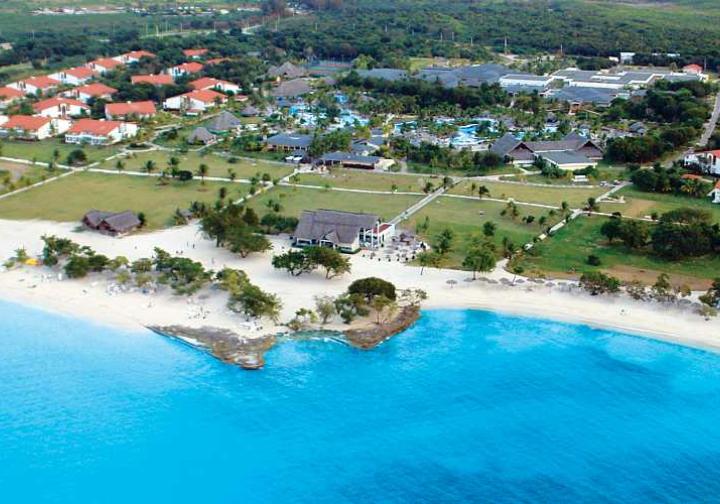 Playa Pesquero, Cuba