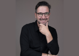 Carlos A. Acosta Baquero, representante de la Familia Torres en Cuba.