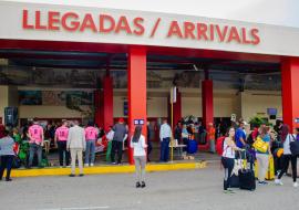 Cuba impulsa rutas con escalas para turistas canadienses