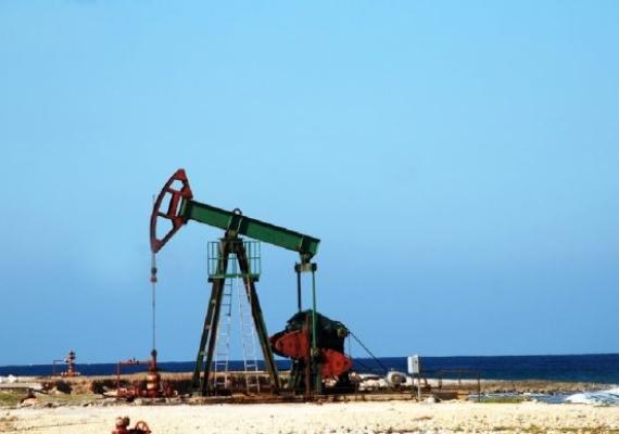 Cuba amplía inversión extranjera y privada en petróleo y gas