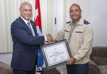 La Habana recibe diploma que la acredita como Capital de la Coctelería