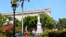 La Plaza de Armas de La Habana