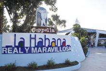 Reabre Coppelia