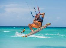 Surf y kitesurf en Cuba, lo que debes conocer
