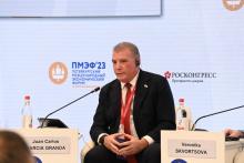 Cuba busca inversiones extranjeras para impulsar su economía 