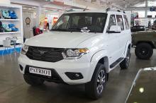 SUV jeep UAZ Patriot