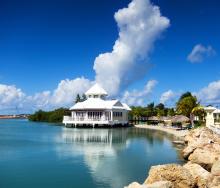 Cuba garantiza continuidad hotelera y turística