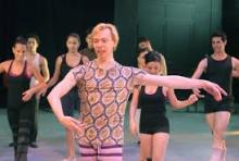 Malakhov ofrece becas a cubanos para EE.UU.