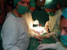 Realizan primer trasplante renal con donante vivo en Santiago de Cuba