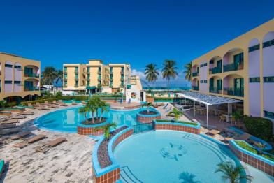 Hotel Los Delfines