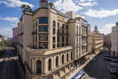 Cuba mantiene hoteles abiertos y operativos